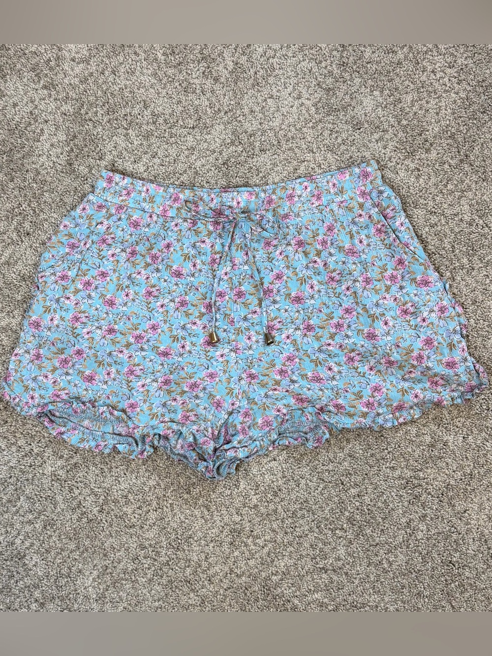 Allie Rose Floral Ruffle Shorts Size Medium | Blue & Pink Shorts | Pockets